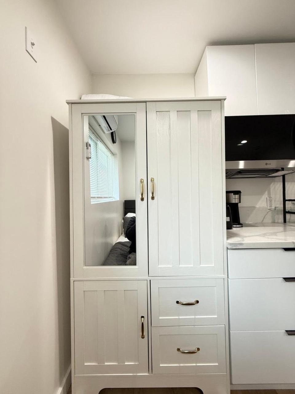 Modern Studio Stylish &Cozy Ieft Unit Лос-Анджелес Экстерьер фото