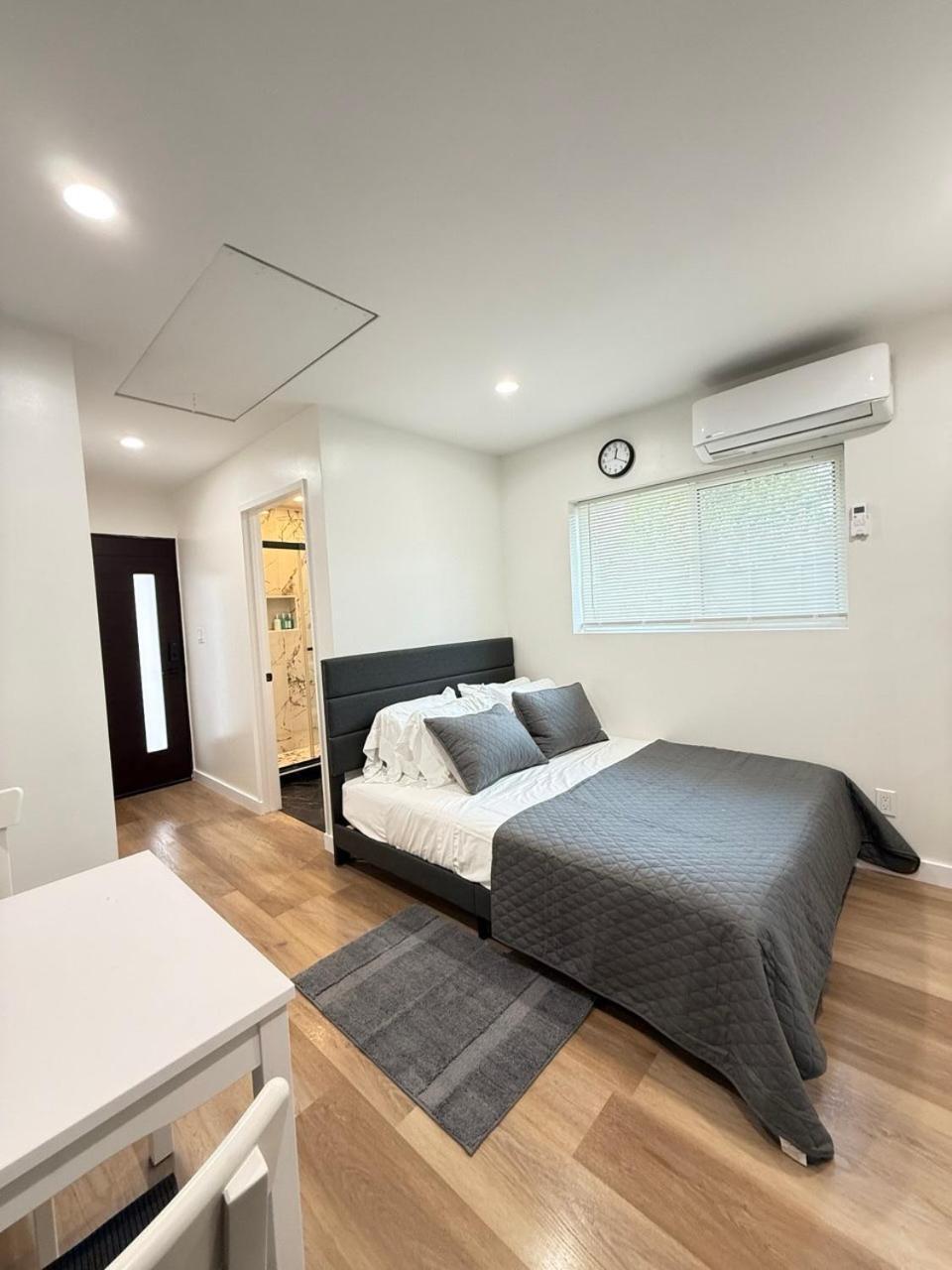 Modern Studio Stylish &Cozy Ieft Unit Лос-Анджелес Экстерьер фото